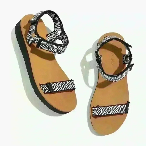 Madewell The Resourced Maggie Black & White Strappy Sandals Womens 9.5 Platform - Picture 9 of 9